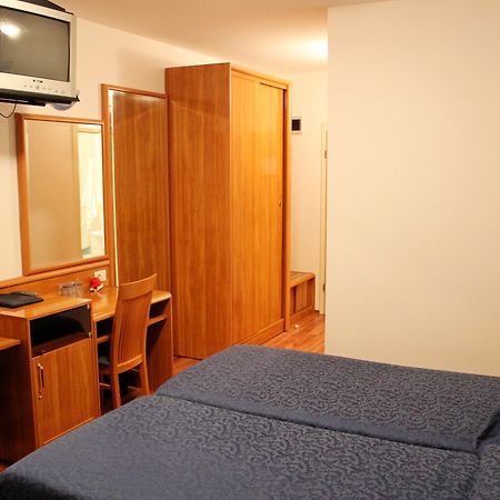 Hotel Villa Letan Fazana Bagian luar foto