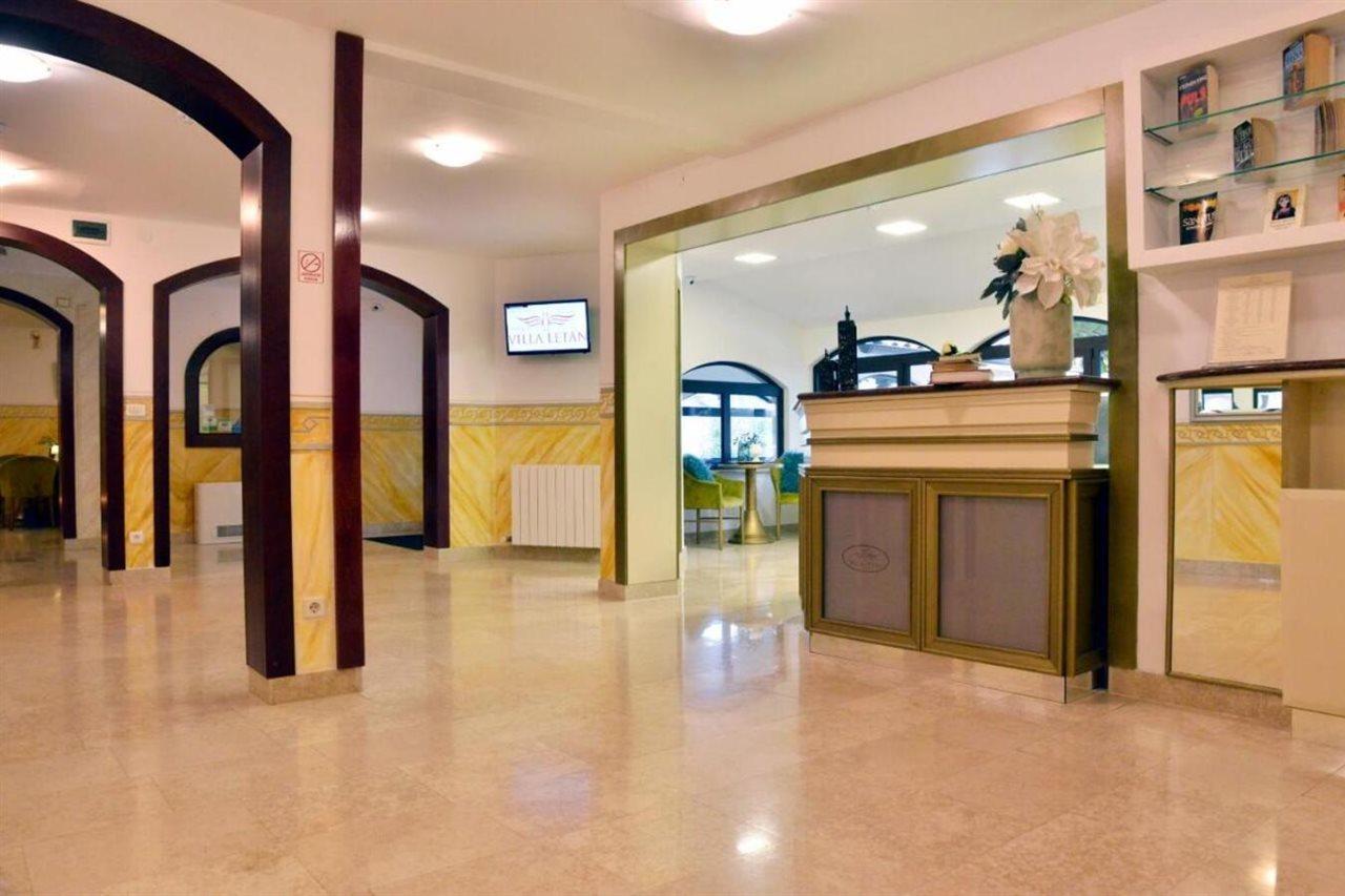 Hotel Villa Letan Fazana Bagian luar foto