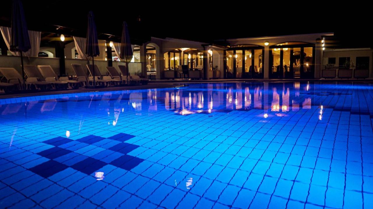 Hotel Villa Letan Fazana Bagian luar foto