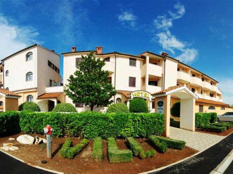 Hotel Villa Letan Fazana Bagian luar foto